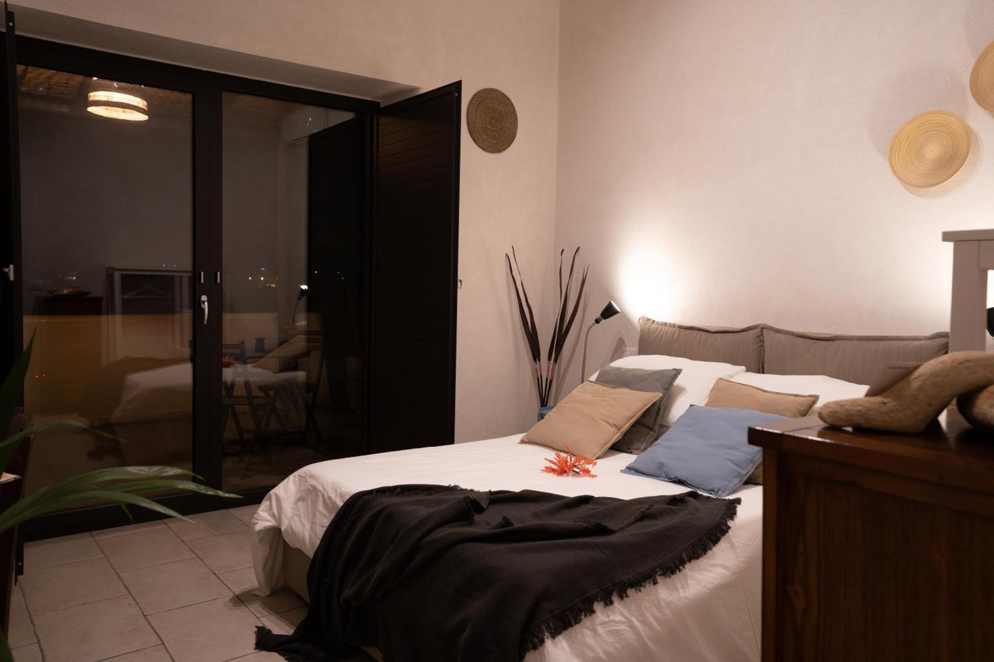 بروسيدا B&B Villa Rosalia الغرفة الصورة